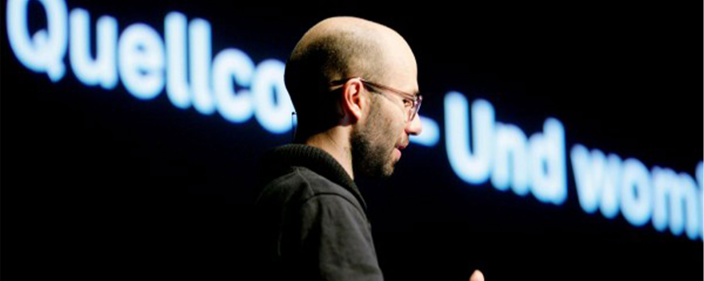 Benedikt Groß gives a lecture at the Decoded Conference 2010