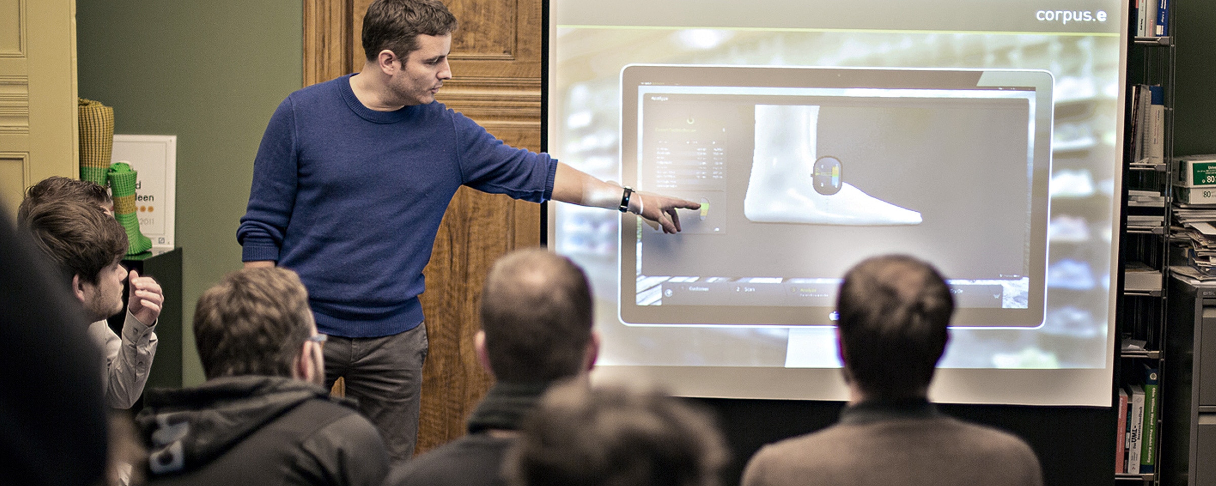 Intuity besucht Corpus.e