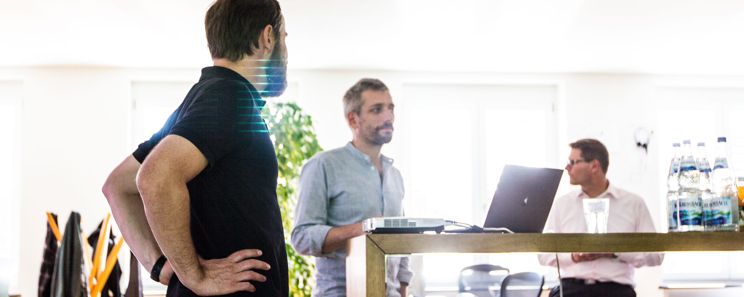 Till Nagel spricht über Datenvisualisierung und maeanderndes Suchen